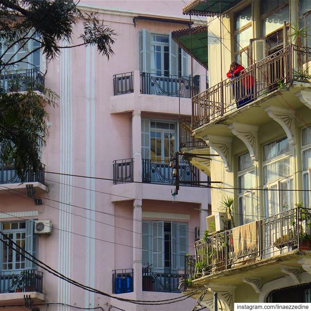 Pink 🌸, yellow 🌼and a touch of red 🌺... a colorful corner in a city... (Mar Mikhael-Armenia The Street)