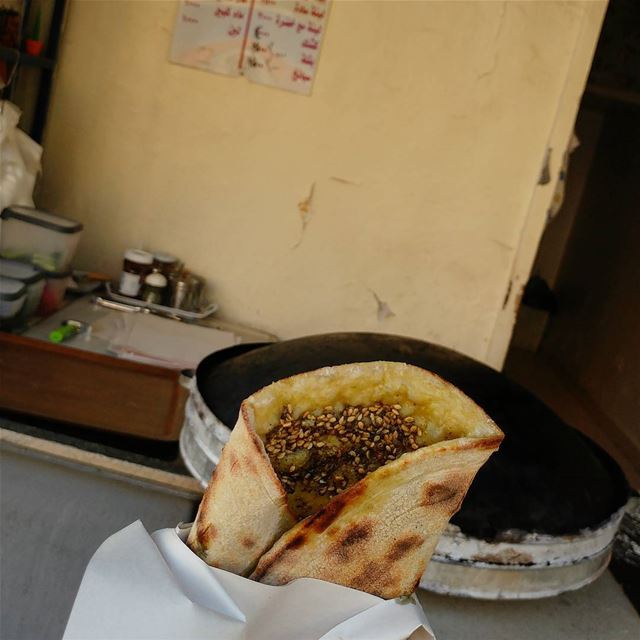 Piping hot, plain (zaatar only). manoush  flatbread  Lebanon  beirutfood ... (Ain el remeneh)