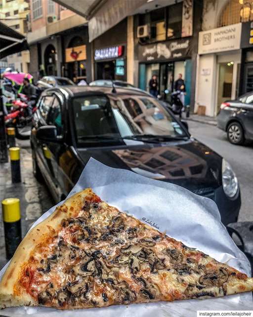  pizza  italianpizza  livelovelebanon  liveloveeat  tasteandflavors ...