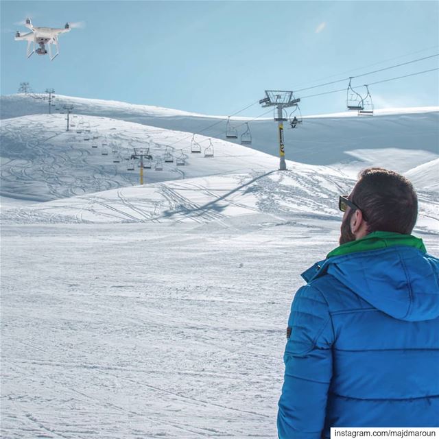 Playing on Fresh Snow❄🚁••• lebanon  nature  snow  snowmountain ... (Mzaar Kfardebian)