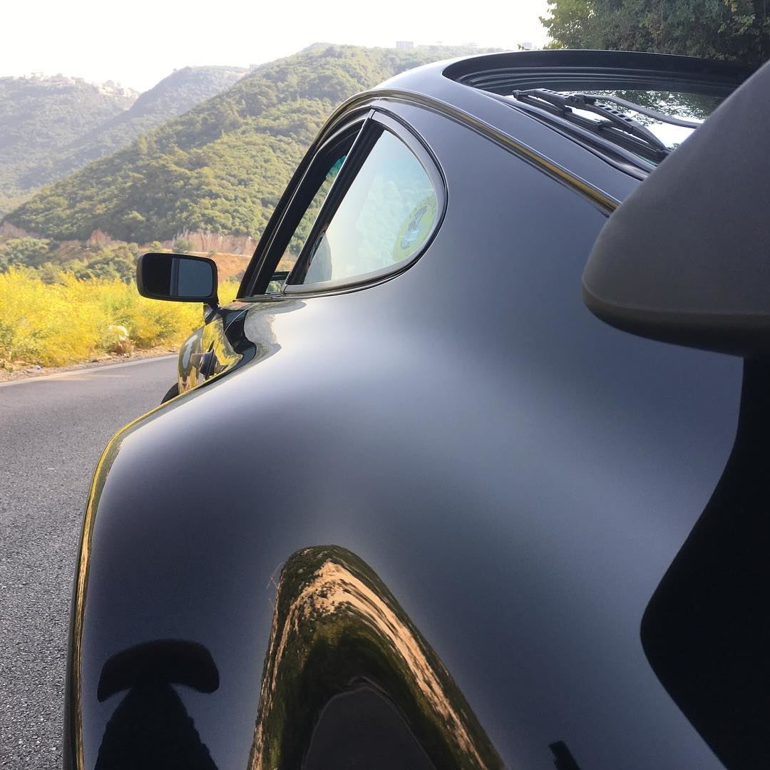  porsche  911  turbo  fender  black  widowmaker  lebanon  mountains  roads...