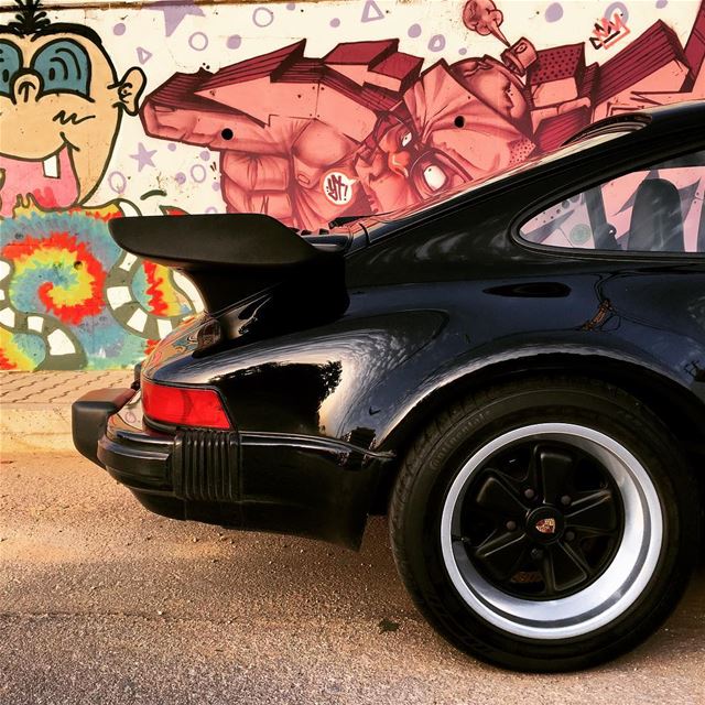  porsche  turbo  gseries  porscheclassic  930  widowmaker new  graffiti ...