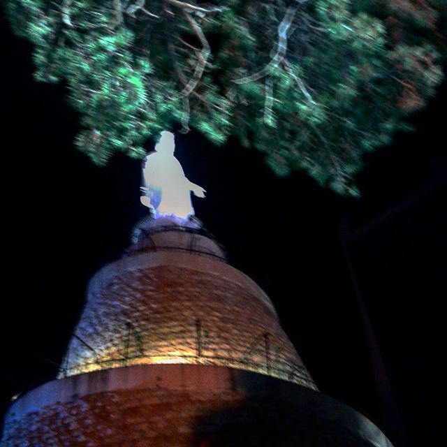 prayer eglise church (Our Lady of Lebanon)