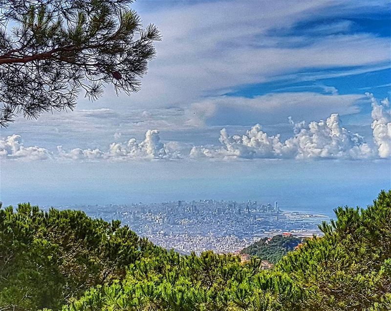 Prefect skies over Beirut City  ptk_sky  beirut  sky  autumn  clouds ... (Mar Chaaya Broumana)