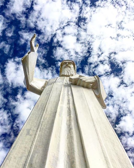 Protect us and protect our country  lebanon  faraya  stcharbel  home 😊🙏🏼 (Saint Charbel-Faraya)