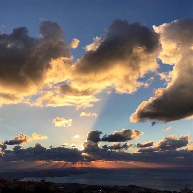  ptk_lebanon  ig_lebanon  beautifullebanon  lebanon  natureshots  clouds ...