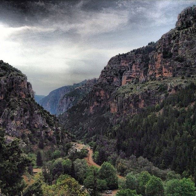 Qannoubine  valley  qannoubinevalley  lebanon  mountains  beautiful ...