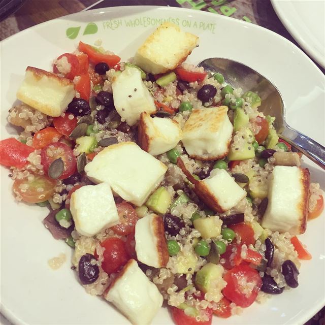 Quinoa Salad for dinner 👍Quinoa is rich in Iron & proteins . quinoa ...