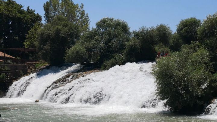  rafting  lebanon  bekaa  assiriver get your  adrenaline rush... ...