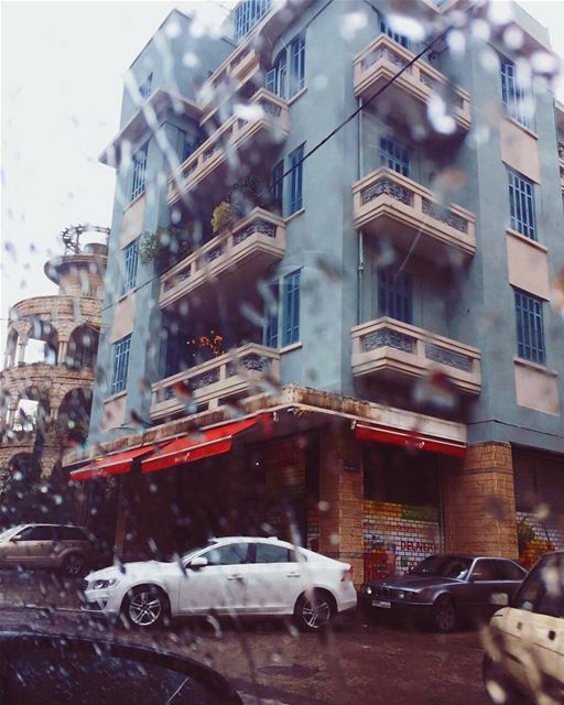 Rain drops x blue house 🎐 beirutbyalocal lebanonbyalocal beirut... (Beirut, Lebanon)