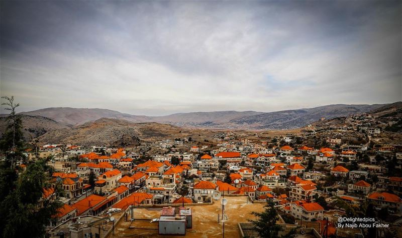 rashaya  rashayaelwadi  lebanon  love  livelovelebanon  nature ... (Rashaya Al Wady)
