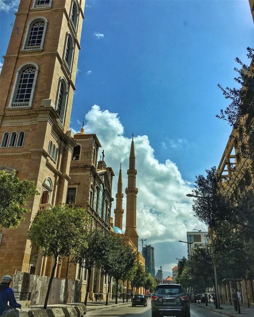 Ready, hand steady 📸📸📸 Snap ...  beirut  neverstopexploring cloudporn ... (Downtown Beirut)