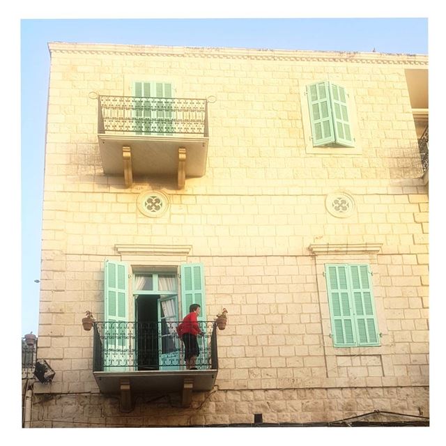 Ready to go 💃---TakeMeTo Jounieh Lebanon oldlady oldhouse history... (Old souk Jounieh)