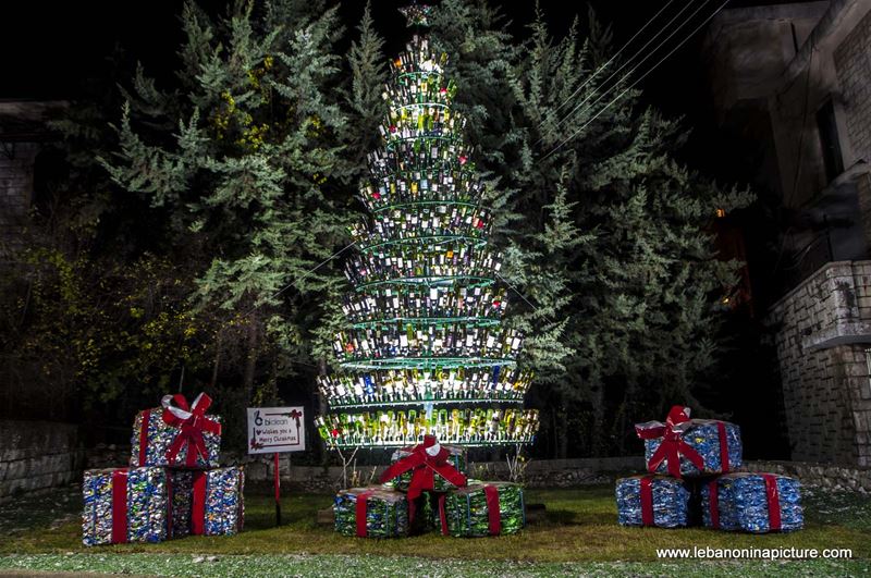 Recycled Christmas Tree and Gifts (Bikfaya, Lebanon)
