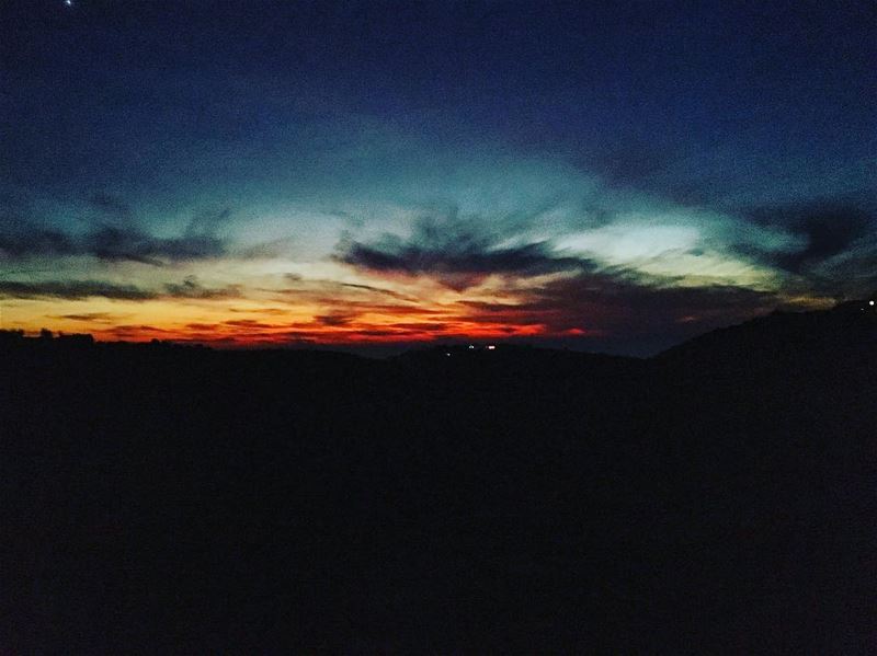 Red night not everyone can see it 🚨 (Châmât, Mont-Liban, Lebanon)