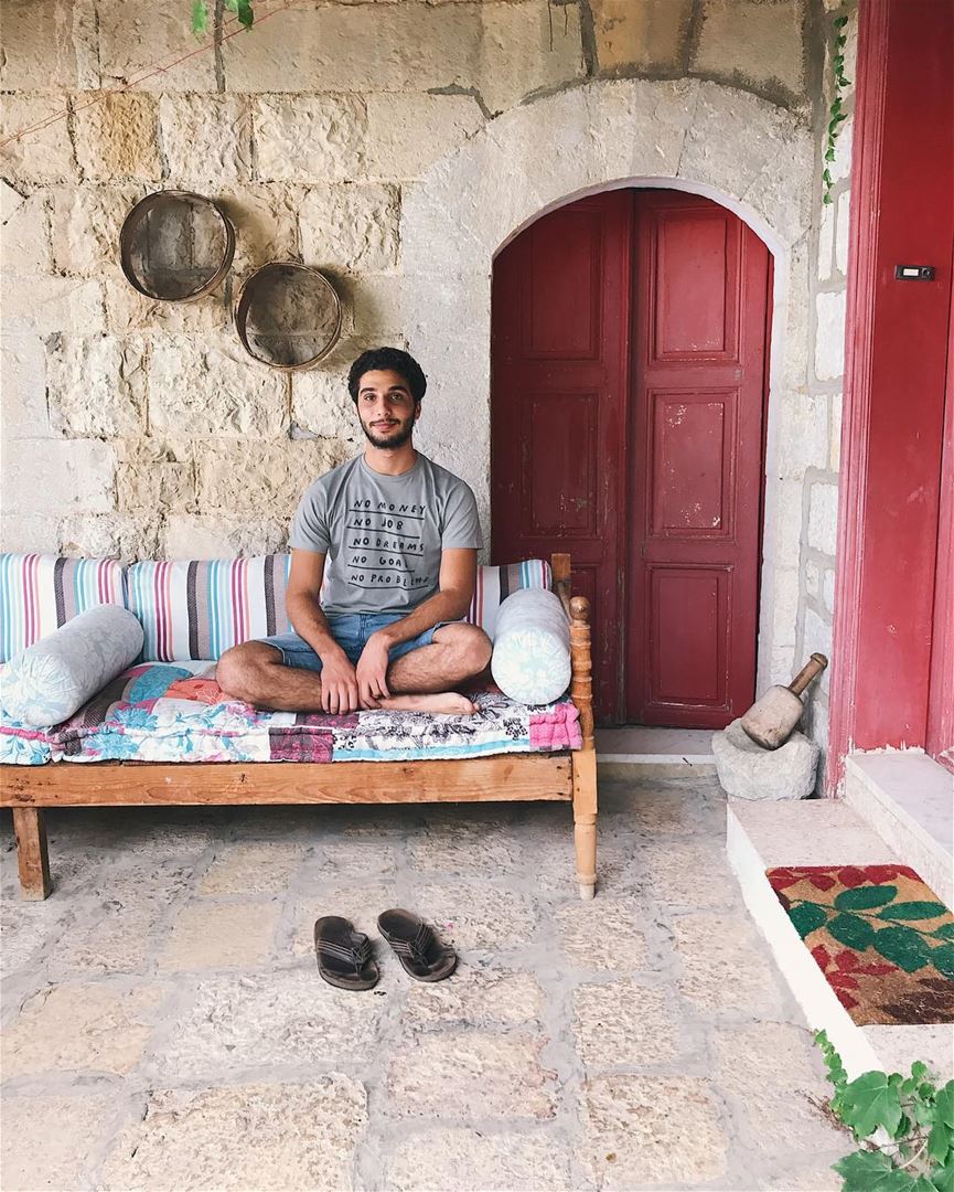 Relaxing afternoon-📷@nady83- lebanon  aramoun  keserwan  old  house ... (Aramoun, Mont-Liban, Lebanon)