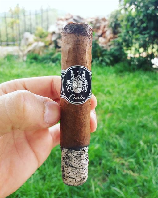 Relaxing ------------- cigar  cigars  nicaragua  cigarsociety  cigarsoc ...