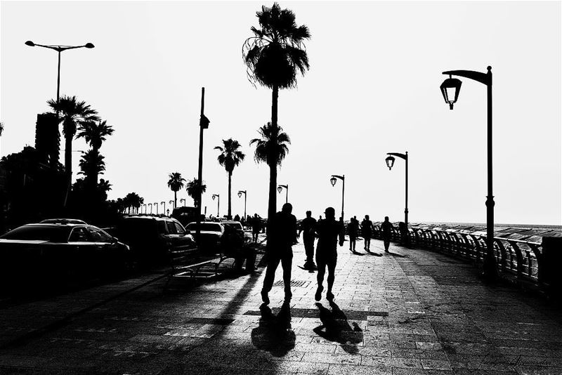 Remember to forget... blackandwhitephotography  blackandwhite  shadows ... (Ain El Mreisse, Beyrouth, Lebanon)