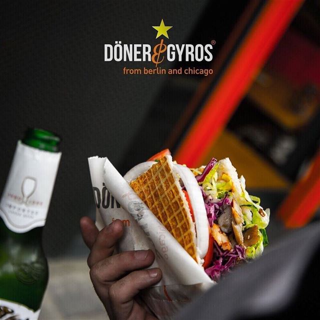  Repost @donerandgyrosleb・・・The secret ingredient is always love!! 🎅🏽🥙 (Doner & Gyros Lebanon)