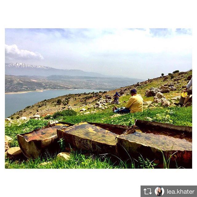 Repost from @lea.khater Take a seat 🌸🌳 walkthroughsaghbine  saghbine ... (Saghbîne, Béqaa, Lebanon)