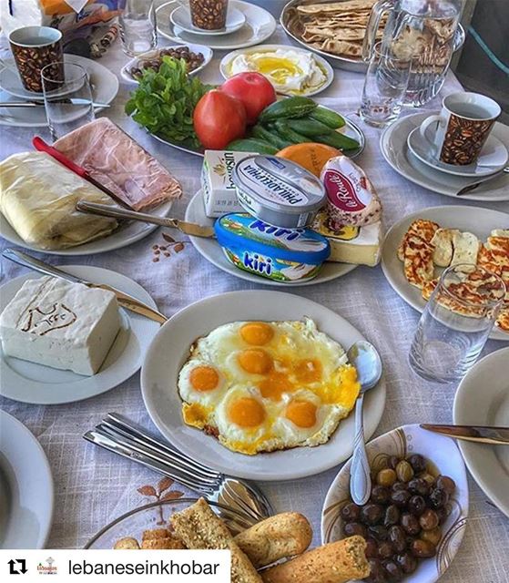  Repost @lebaneseinkhobar (@get_repost)・・・'Absolutely perfect spread ...