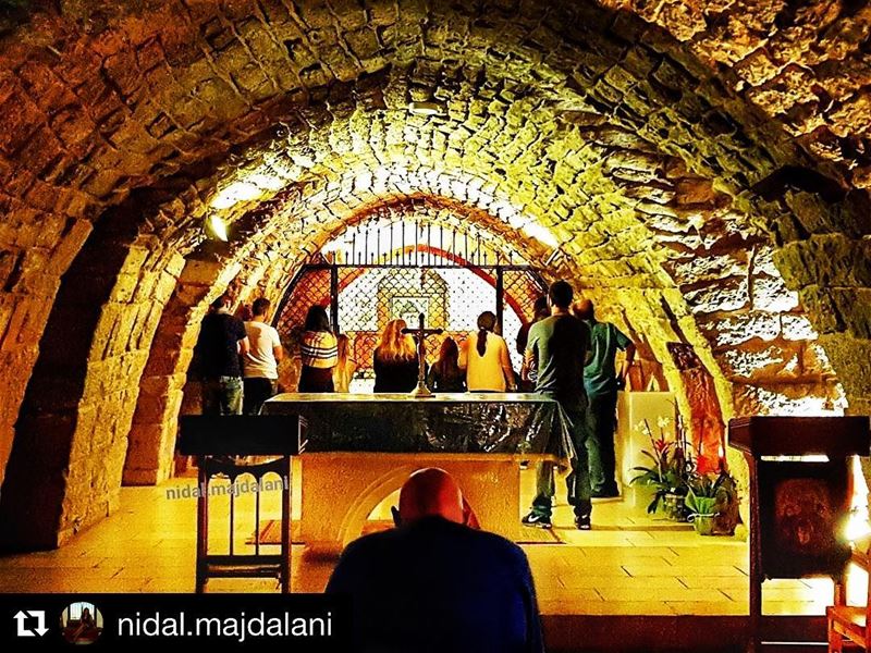  Repost @nidal.majdalani (@get_repost)・・・Praying for love and peace 💛...