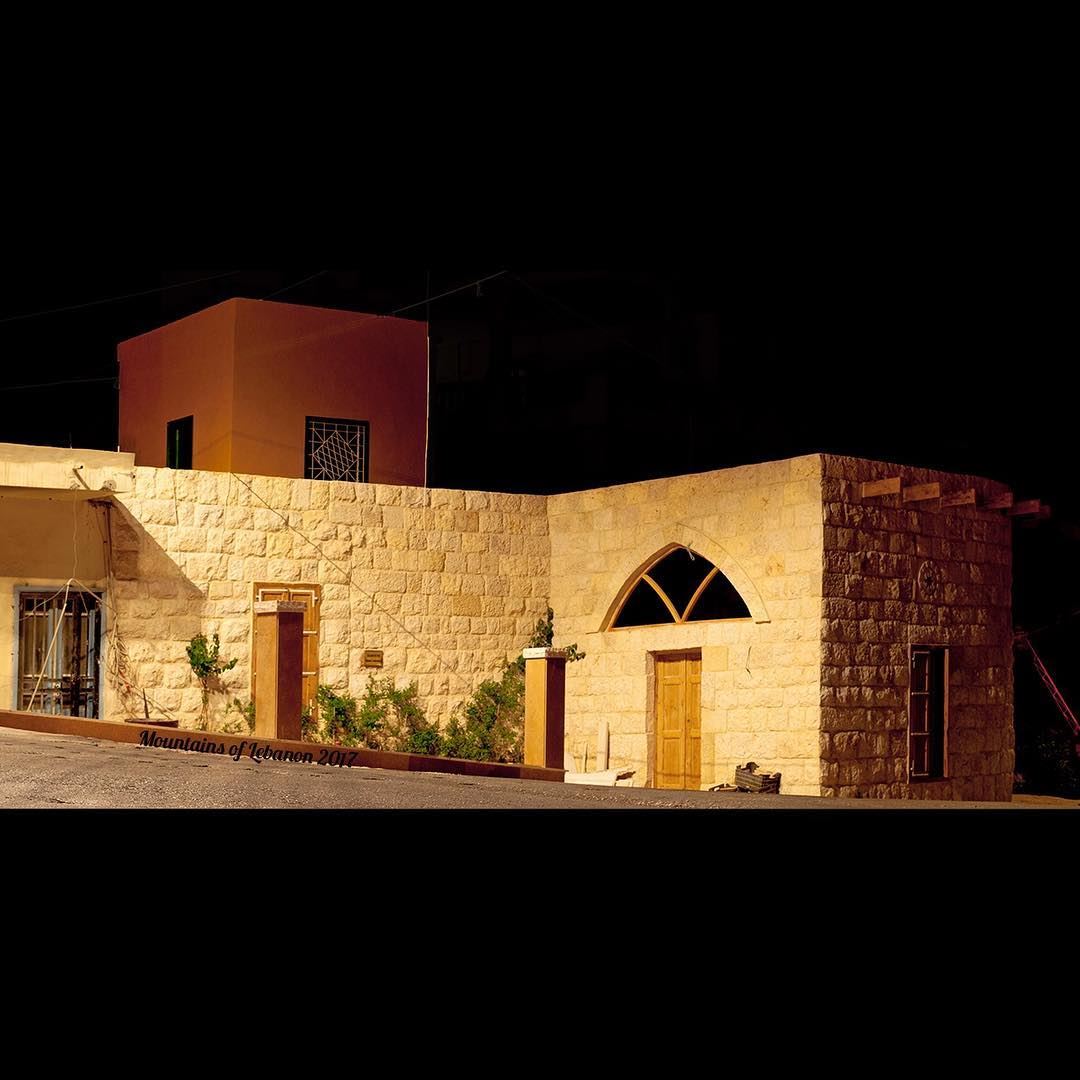 Restoration Addition of a Stone extension to a dental clinic with timber... (Ras Maska)