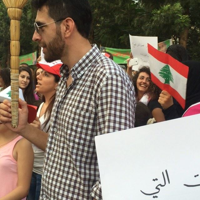  revolution  lebanon  corruption  beirut  النبطية  طلعت_ريحتكم (Nabatieh South Lebanon)