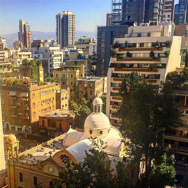 Rise and shine beirut!... (Achrafieh, Lebanon)