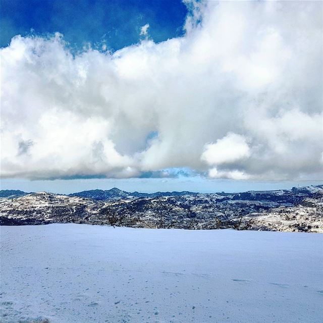 Rise  layered  reachforthesky  lebanese  alpine  mountain  landscape ... (Faraya Mzaar)