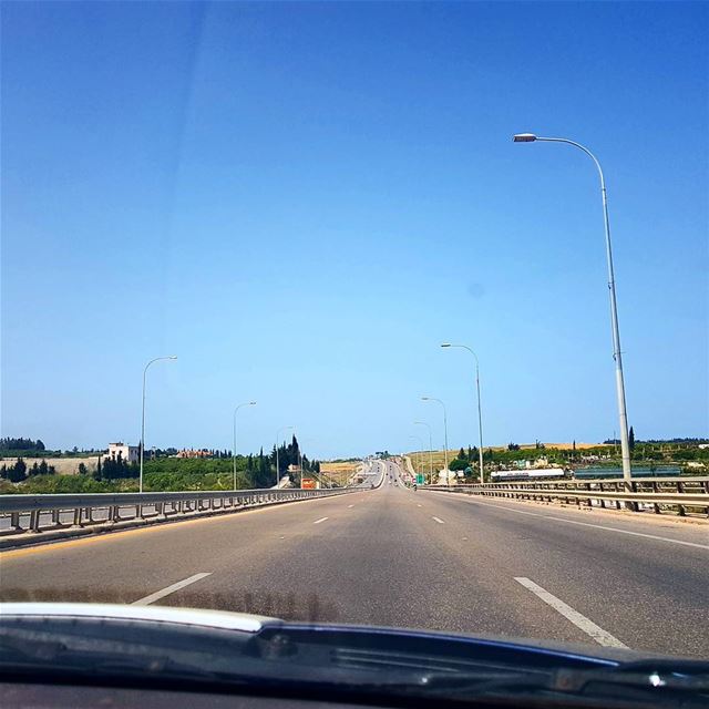 🚗🚗🚦❤❤❤ road  notraffic  travelshot  wanderlust  wanderer  bestplace ... (Lebanon)