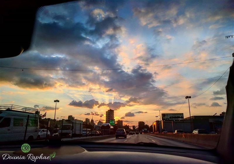 Roadtrip to the city with Peter Wen Ma Ken @peterghanime 🍃...Nexus 6P... (Beirut, Lebanon)