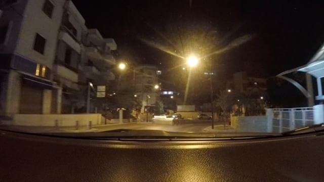 Roadtriping at night .. lynyrd skynyrd song ..  roadtrip  roadtrips ... (Al Hadath, Mont-Liban, Lebanon)