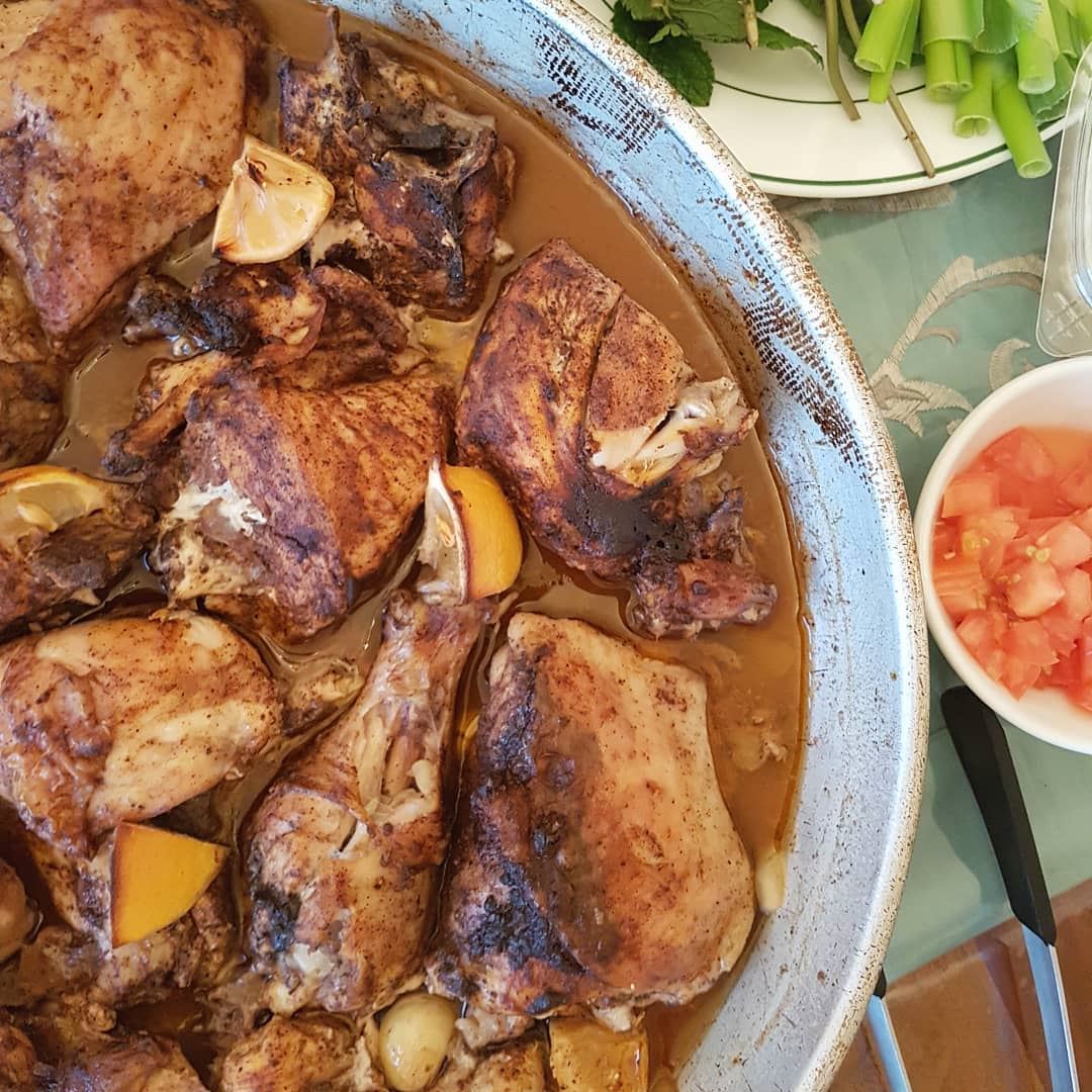Roast Chicken🌸Ingredients🌸2 whole chickens cut into pieces1/2 cup of... (Greater Montreal)