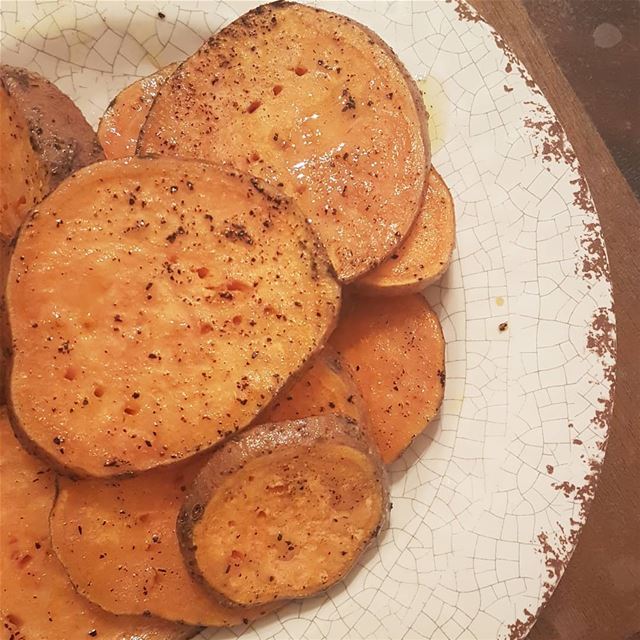 Roasted Sweet Potato 🌸My favorite way to enjoy sweet potatoes!Whats... (Greater Montreal)