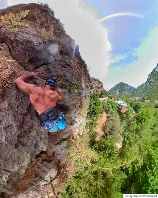 Rock Fusion 🧗‍♂️.... climbing  rockclimbing  lebanon  mountains  ... (Tannurin At Tahta, Liban-Nord, Lebanon)