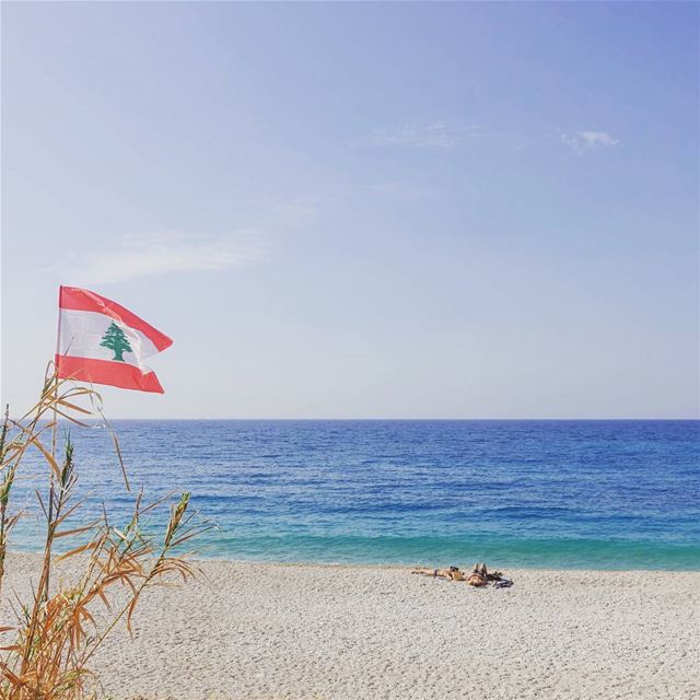 ..Rolling in the ocean, trying to catch her eye..  throwback  lebanon  tb ... (Byblos, Lebanon)