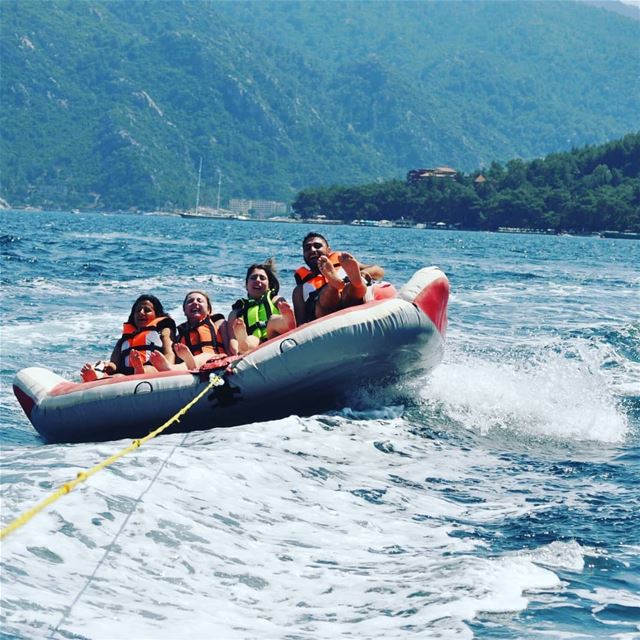 ✔Row, row, row your boatGently down the streamMerrily, merrily, merrily, (Marmaris)