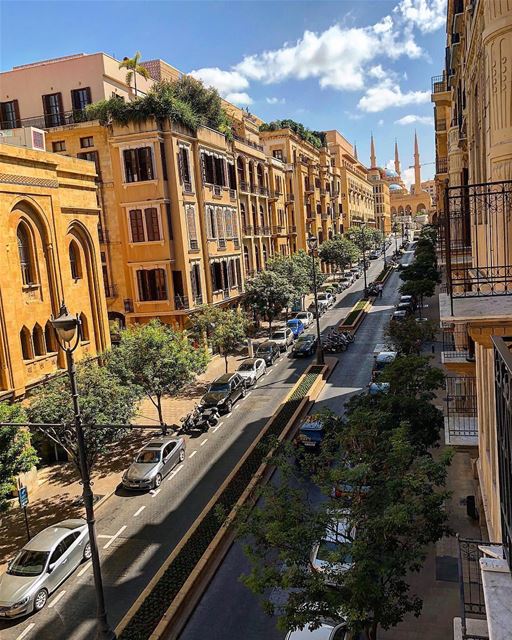 Rua Foch, Beirute. Durante o mandato francês, esta rua foi concebida como... (Downtown Beirut)