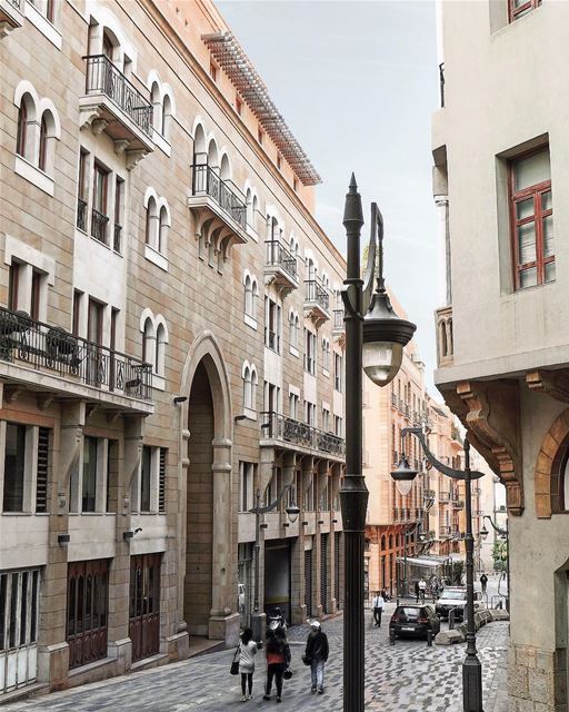 Rua Uruguai em Beirute: uma das áreas mais badaladas da pulsante vida... (Downtown Beirut)