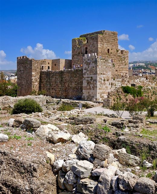 Ruínas do Castelo das Cruzadas construído no século 12. Uma das provas... (Byblos, Lebanon)