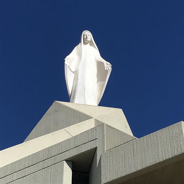 Sadit Heesan in Ehden  Lebanon ... (Ehden, Lebanon)