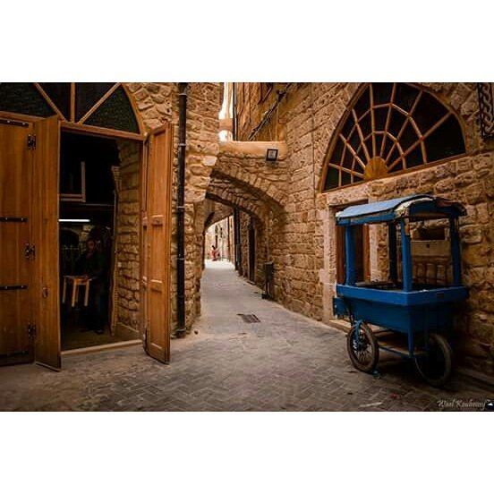  saida  old  souk  street  door  gate  market  stone  photography ...