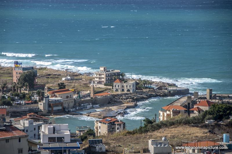 Saint Paul Bay being Hit by the Waves (Safra, Lebanon)