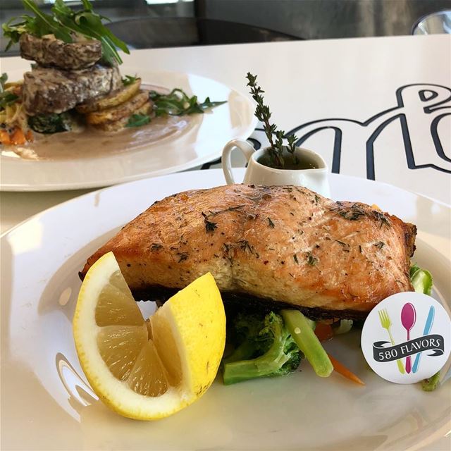 Salmon filet or steak?! 😍😋 @saggiorist  ehden ... 580flavors ... (Saggio Ristorante)