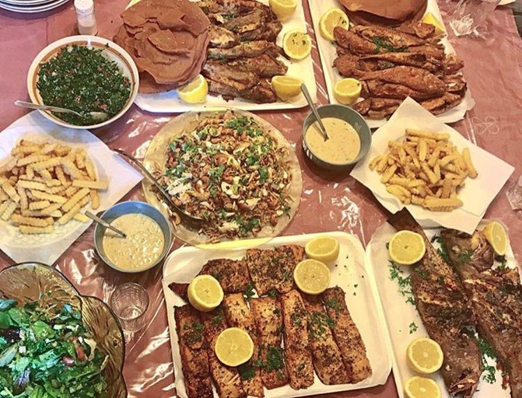 Saturday Lunch 🐟♥️ seafood  lebanesefood  saumon  fish  tabouli ...