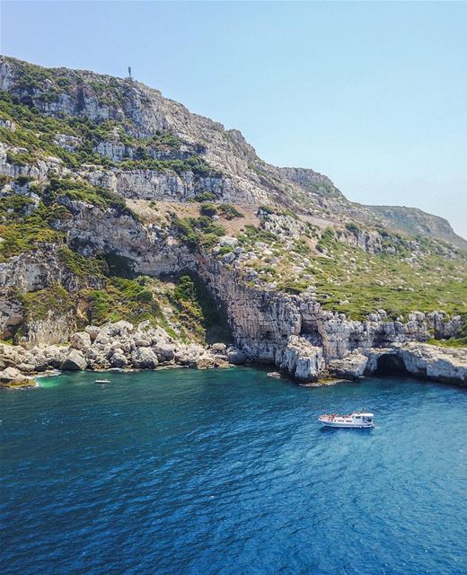 Saudades das paisagens de verão no Líbano? Fiquem com essa belíssima foto... (Chekka)
