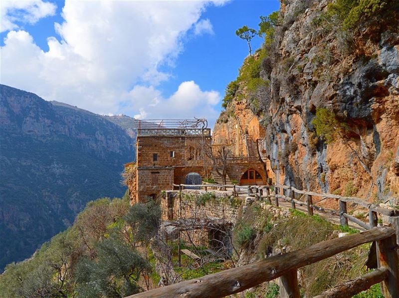 Saydet qannoubine kadishavalley  annoubine  holyvalley  lebanonnature ...