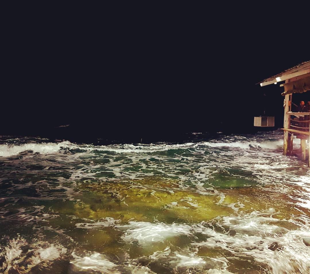  Sea  Waves  Lebanon  Night ... (Amchitt, Mont-Liban, Lebanon)