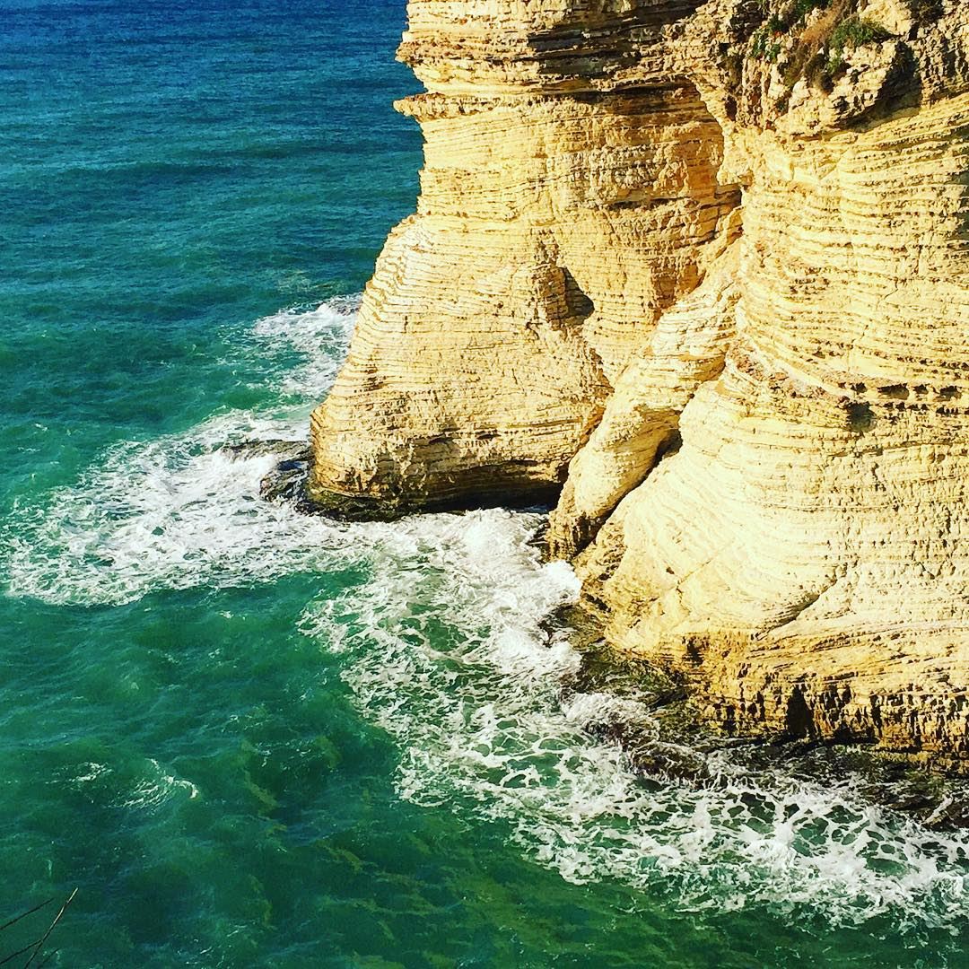  seashore  rocks  sea  waves  nature  naturelovers  igers  igdaily ... (Rawsheh, Beirut, Lebanon)